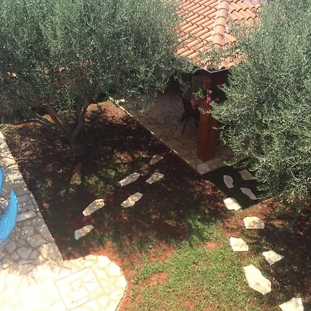 בית נופש Komplette Mit Zwei By Interhome