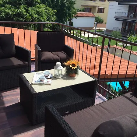 Komplette Mit Zwei By Interhome *