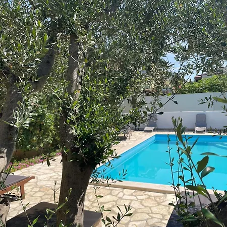 Komplette Mit Zwei By Interhome Novigrad Istria