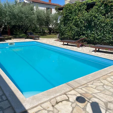 Komplette Mit Zwei By Interhome בית נופש *